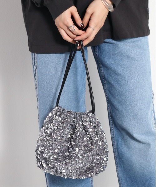 cepo（セポ）の「スパンコールキンチャクバッグ（ハンドバッグ・レディース・シルバー/ブラック・FREE）」の11枚目の写真