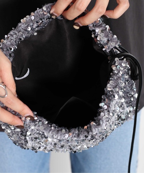 cepo（セポ）の「スパンコールキンチャクバッグ（ハンドバッグ・レディース・シルバー/ブラック・FREE）」の14枚目の写真