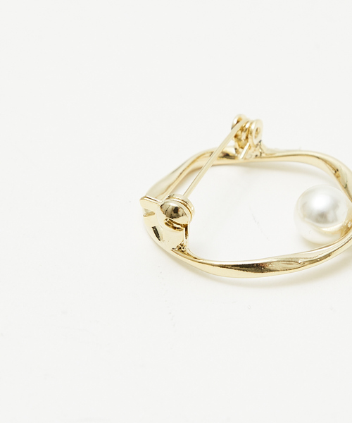 abahouse mavie(アバハウスマヴィ)の「サークルパールブローチ(ブローチ/コサージュ・レディース・ゴールド/シルバー・フリー)」の10枚目の写真