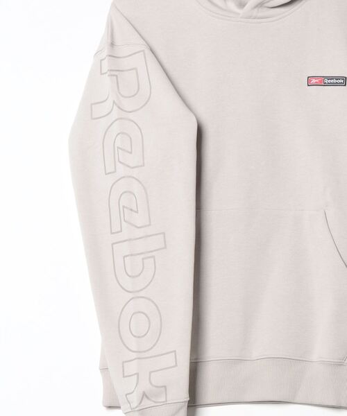 Reebok(リーボック)の「ロゴ マッシュアップ フーディー / RI LOGO MASH UP HOODIE(パーカー・メンズ・ブラック/ストーン・LARGE/MEDIUM/SMALL/XX-LARGE/X-LARGE)」の16枚目の写真