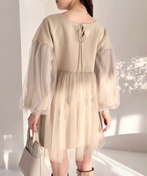 one after another NICE CLAUP(ワンアフターアナザーナイスクラップ)の「チュール重ねチュニック(チュニック・レディース・ベージュ/グレー/アイボリー・FREE)」の3枚目の写真