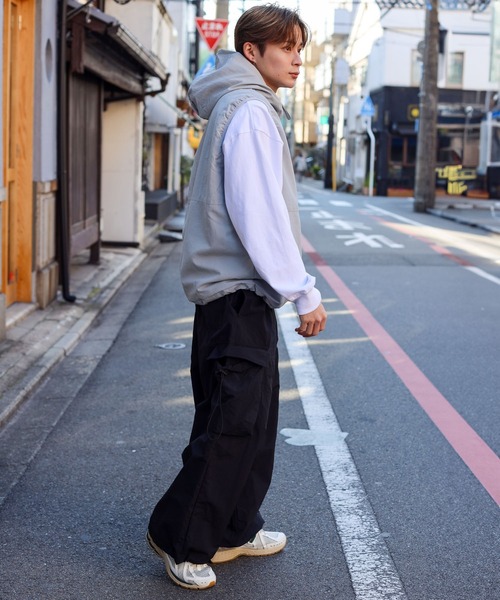 SPINNS（スピンズ）の「【フード付き！雨が降っても大丈夫◎】ERROR