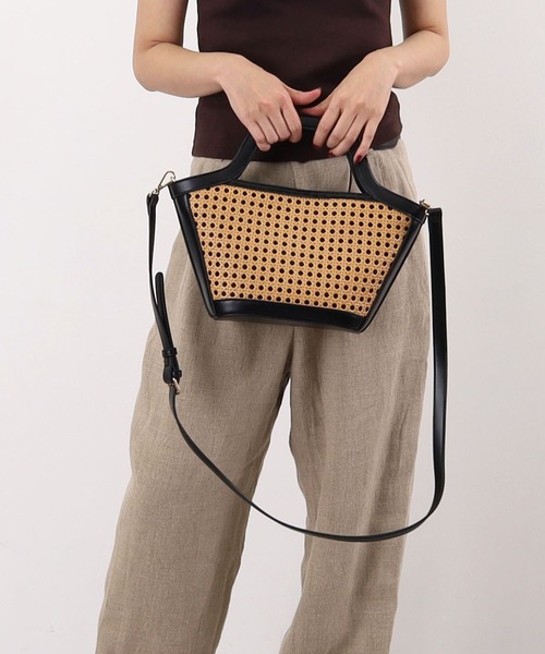 COOCO(クーコ)の「バンブー風シートxフェイクレザークリテ2WAYトートバッグ(トートバッグ・レディース・ブラック/オフホワイト・9)」の16枚目の写真