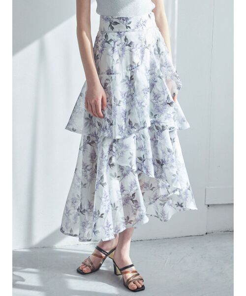 plantica（プランティカ）の「【プランティカコラボ】フラワーティアードスカート（スカート・レディース・オフホワイト/イエロー/ラベンダー・SMALL/MEDIUM）」の3枚目の写真