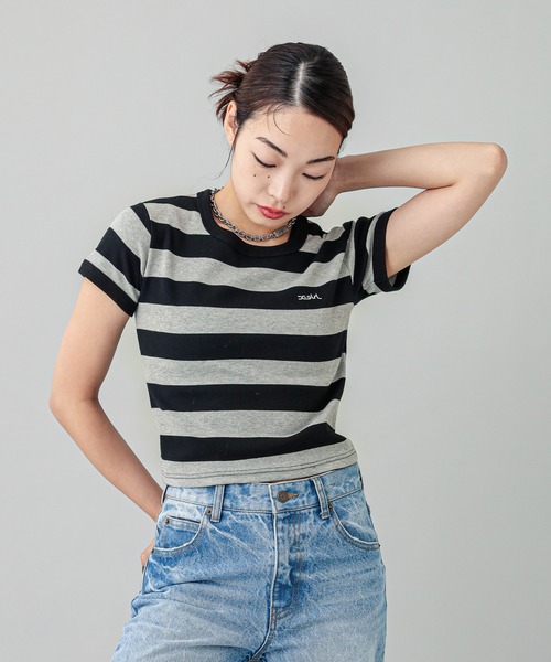 X-girl（エックスガール）の「STRIPED S/S TEE（Tシャツ/カットソー・レディース・ライトブルー/ブラック/イエロー・M/S）」の12枚目の写真