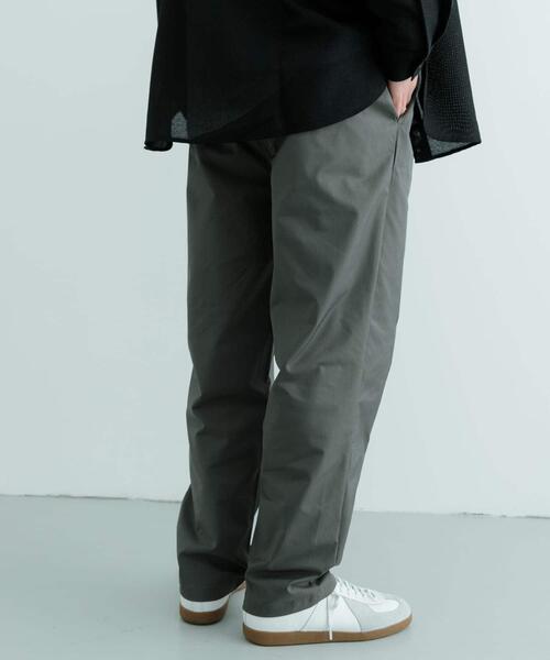ITEMS URBANRESEARCH(アイテムズ アーバンリサーチ)の「PENNEYS FOX Youth 1-tuck パンツ(その他パンツ・メンズ・チャコールグレー/ベージュ/ブラック・LARGE/MEDIUM)」の8枚目の写真
