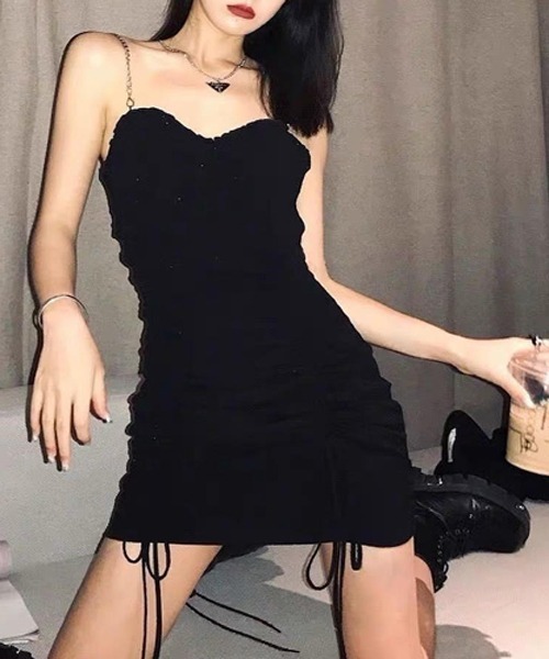 Mayree（メイリー）の「【Mayree】サイドシャーリング ミニキャミワンピース（ワンピース・レディース・ブラック・SMALL/MEDIUM/LARGE）」の3枚目の写真