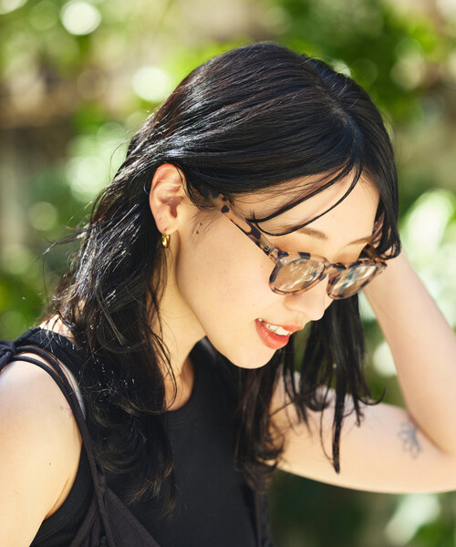 IZIPIZI（イジピジ）の「IZIPIZI/イジピジ #C LIGHT SUN / UVカット ファッション用グラス（サングラス・レディース・ベージュ/ブラウン/ブラック・ONE SIZE）」の17枚目の写真