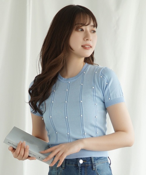 Jasmine Grandiflorum(ジャスミングランディフローラム)の「【Jasmine】パワショルパールニット半袖トップス (SS)(Tシャツ/カットソー・レディース・ブルー/ブラック/イエロー/ホワイト/ピンク・FREE)」の1枚目の写真