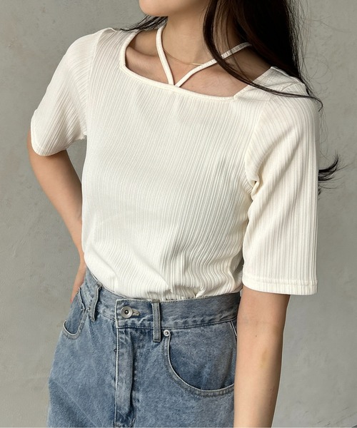 Thevon(ゼボン)の「ランダムリブホルターネック5分袖プルオーバー(Tシャツ/カットソー・レディース・アイボリー/ブラック/グリーン・FREE)」の4枚目の写真