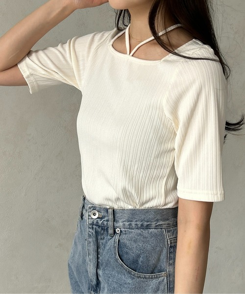 Thevon(ゼボン)の「ランダムリブホルターネック5分袖プルオーバー(Tシャツ/カットソー・レディース・アイボリー/ブラック/グリーン・FREE)」の5枚目の写真