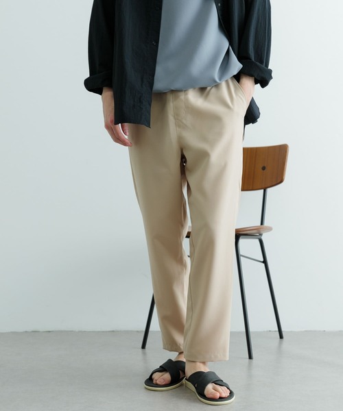 ITEMS URBANRESEARCH（アイテムズ アーバンリサーチ）の「『セットアップ対応』吸水速乾ストレッチトロ イージーパンツ（その他パンツ・メンズ・ライトグレー/ライトベージュ/ブラック/ブルー・MEDIUM/LARGE）」の4枚目の写真