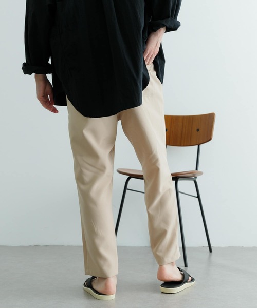 ITEMS URBANRESEARCH（アイテムズ アーバンリサーチ）の「『セットアップ対応』吸水速乾ストレッチトロ イージーパンツ（その他パンツ・メンズ・ライトグレー/ライトベージュ/ブラック/ブルー・MEDIUM/LARGE）」の19枚目の写真