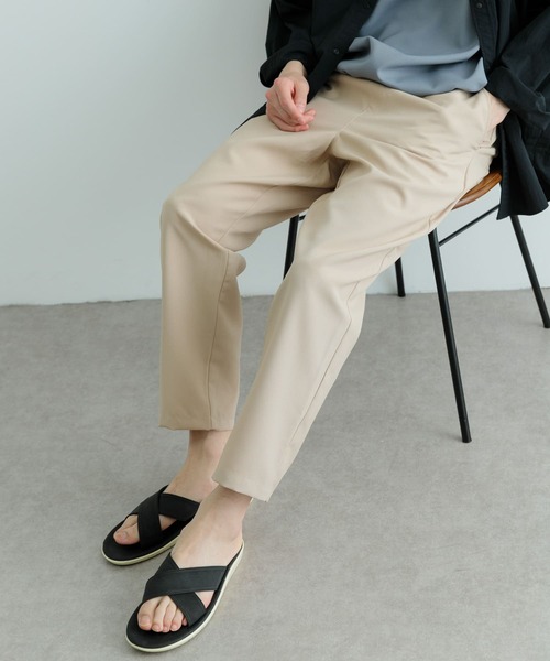 ITEMS URBANRESEARCH（アイテムズ アーバンリサーチ）の「『セットアップ対応』吸水速乾ストレッチトロ イージーパンツ（その他パンツ・メンズ・ライトグレー/ライトベージュ/ブラック/ブルー・MEDIUM/LARGE）」の21枚目の写真