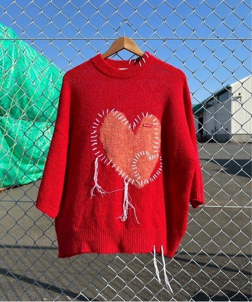 Perushu（ペルーシュ）の「リメイク風ステッチハートニット（その他トップス・メンズ・グレー/レッド/ネイビー・MEDIUM/LARGE）」の3枚目の写真