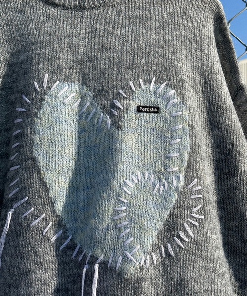 Perushu（ペルーシュ）の「リメイク風ステッチハートニット（その他トップス・メンズ・グレー/レッド/ネイビー・MEDIUM/LARGE）」の9枚目の写真