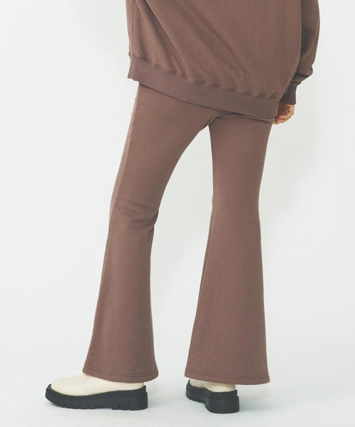 MILKFED.（ミルクフェド）の「FLARE SWEATPANTS（スウェットパンツ・レディース・ブラック/ブラウン/オートミール・S/M）」の21枚目の写真