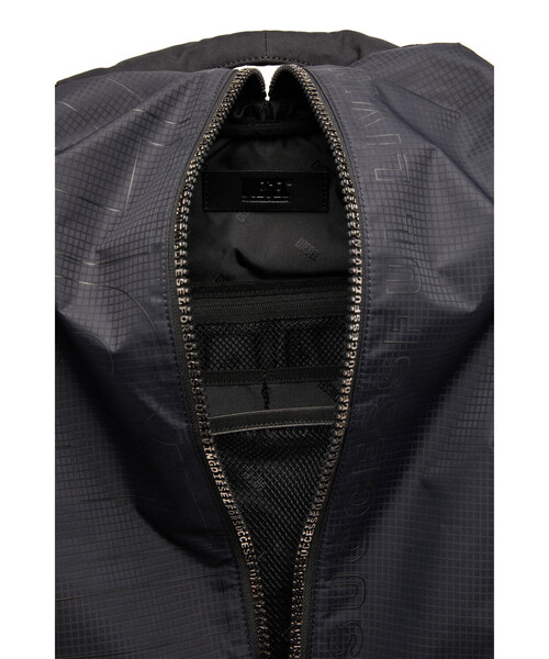 DIESEL（ディーゼル）の「メンズ バックパック（バックパック/リュック・メンズ・ブラック・FREE）」の4枚目の写真