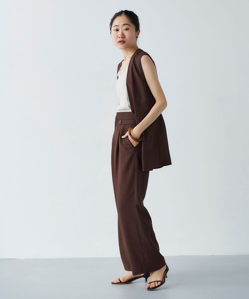 le.coeur blanc（ルクールブラン）の「リネンライクツイルベスト（ベスト・レディース・ブラウン/グレイッシュベージュ・38）」の19枚目の写真