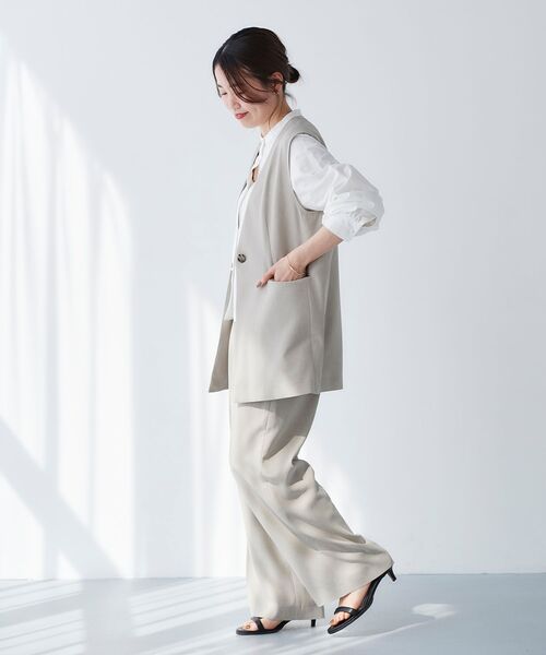 le.coeur blanc（ルクールブラン）の「リネンライクツイルベスト（ベスト・レディース・ブラウン/グレイッシュベージュ・38）」の3枚目の写真