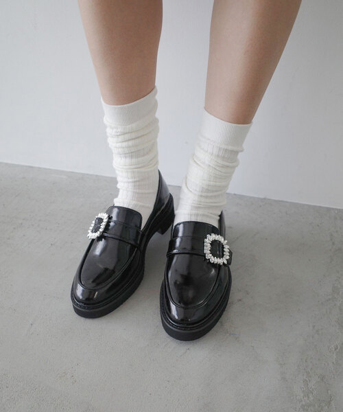 SLOBE IENA（スローブイエナ）の「SLOBE ビジューローファー（ローファー・レディース・ブラック・22.5cm/23cm/23.5cm/24cm/24.5cm）」の19枚目の写真