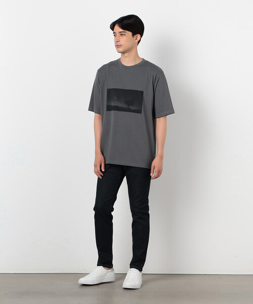 COMME CA ISM（コムサイズム）の「【接触冷感機能】Feel-Cool  フォトＴシャツ 「Starry sky」（Tシャツ/カットソー・メンズ・ホワイト/チャコール/ベージュ・MEDIUM/LARGE）」の8枚目の写真