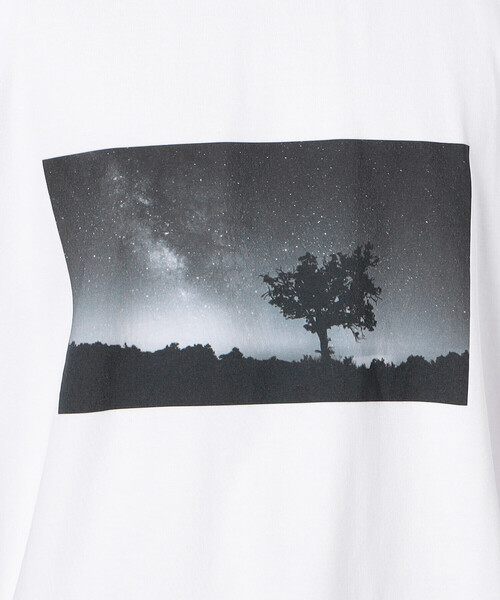 COMME CA ISM（コムサイズム）の「【接触冷感機能】Feel-Cool  フォトＴシャツ 「Starry sky」（Tシャツ/カットソー・メンズ・ホワイト/チャコール/ベージュ・MEDIUM/LARGE）」の20枚目の写真