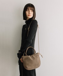 Beau're（ヴュレ）の「BEAURE  ヴュレ スエード巾着 ショルダートート（ショルダーバッグ）」