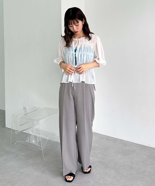 archives（アルシーヴ）の「シャーリングリボン楊柳ブラウス（シャツ/ブラウス・レディース・ブラック/アイボリー/ピンクベージュ/モカ・MEDIUM）」の7枚目の写真