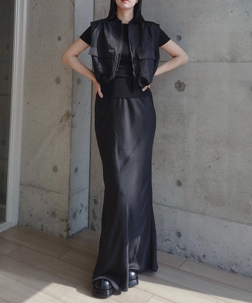 y/m by RIKA（イムバイリカ）の「ナイロンツイルショートベスト（ベスト・レディース・グレー/ブラック・FREE）」の7枚目の写真