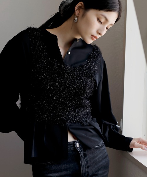 VIS（ビス）の「ウエストタックブラウス/洗える（シャツ/ブラウス・レディース・ブラック/ブラック系その他/オフホワイト/キナリ・L/M/S）」の5枚目の写真