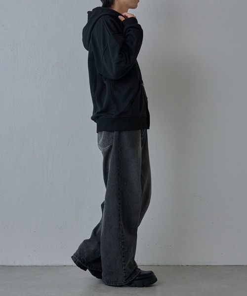 COLONY 2139（コロニートゥーワンスリーナイン）の「ヘビーウェイトダブルジップスウェットパーカー（パーカー・メンズ・ブラック/グレー・MEDIUM/LARGE）」の18枚目の写真