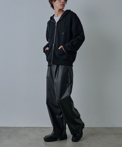 COLONY 2139（コロニートゥーワンスリーナイン）の「ヘビーウェイトダブルジップスウェットパーカー（パーカー・メンズ・ブラック/グレー・MEDIUM/LARGE）」の19枚目の写真