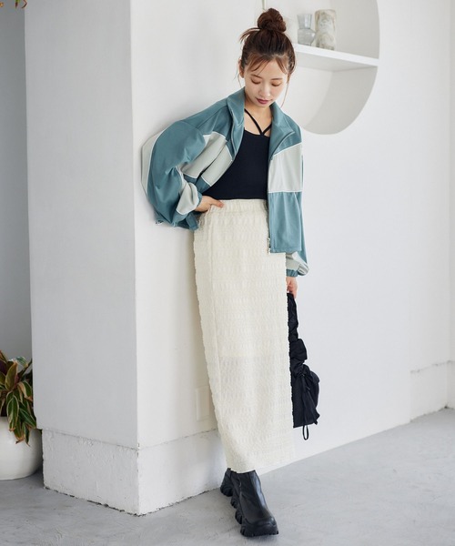 mysty woman（ミスティウーマン）の「キリカエラインジャージ　149266（パーカー・レディース・オフホワイト/ブラック/グリーン・FREE）」の4枚目の写真