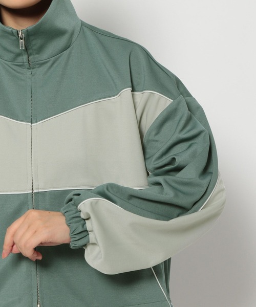 mysty woman（ミスティウーマン）の「キリカエラインジャージ　149266（パーカー・レディース・オフホワイト/ブラック/グリーン・FREE）」の12枚目の写真