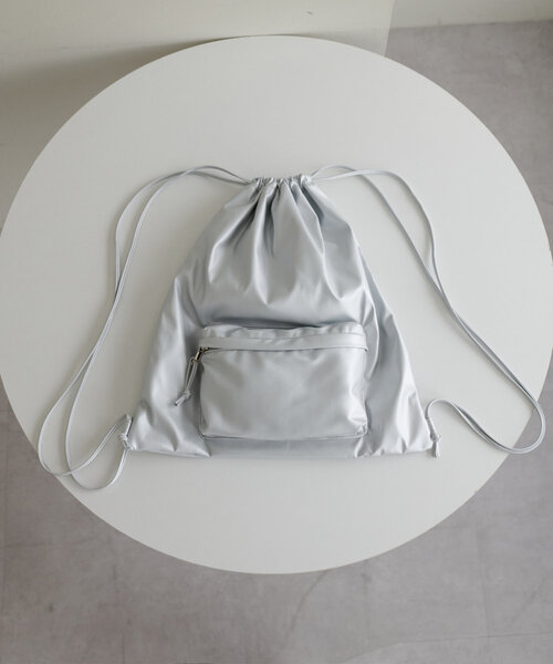 DISCOAT（ディスコート）の「アソートナップサック（バックパック/リュック・レディース・アイボリー/ブラック/カーキ/シルバー・FREE）」の5枚目の写真