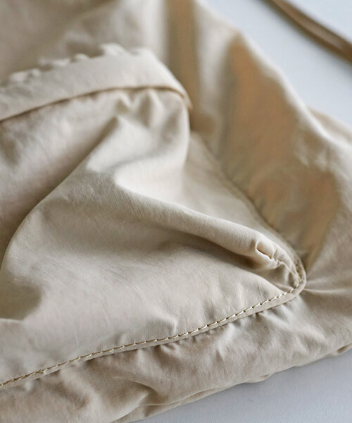 DISCOAT（ディスコート）の「アソートナップサック（バックパック/リュック・レディース・アイボリー/ブラック/カーキ/シルバー・FREE）」の11枚目の写真