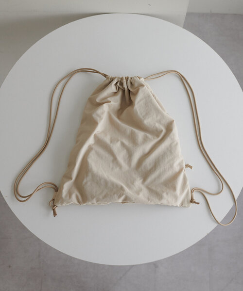 DISCOAT（ディスコート）の「アソートナップサック（バックパック/リュック・レディース・アイボリー/ブラック/カーキ/シルバー・FREE）」の13枚目の写真