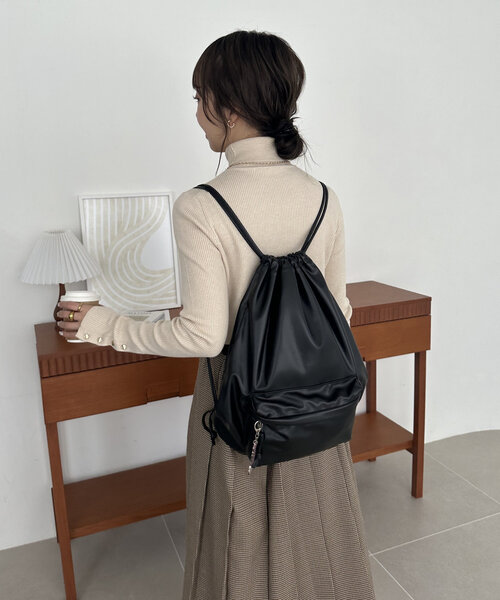 DISCOAT（ディスコート）の「アソートナップサック（バックパック/リュック・レディース・アイボリー/ブラック/カーキ/シルバー・FREE）」の19枚目の写真