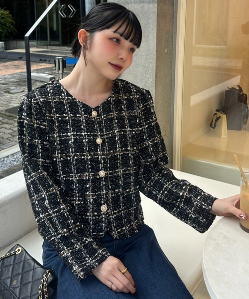 Ada.(エイダ)の「【秋・冬ジャケット】金ボタン ツイードジャケット(ノーカラージャケット・レディース・ブラック/ブラウン・FREE)」の20枚目の写真