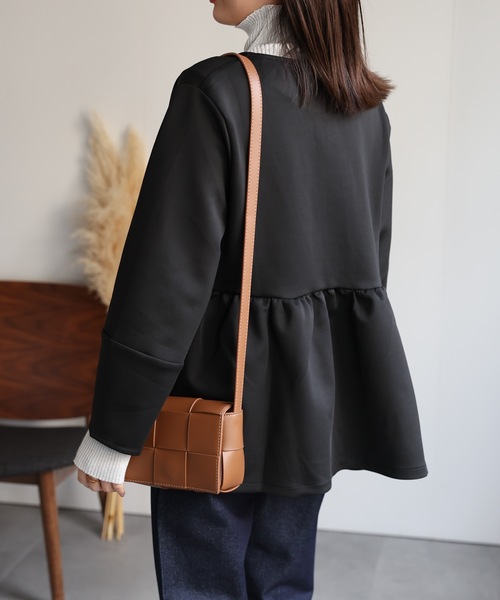 sakishimatokyo(サキシマトーキョー)の「比翼ノーカラーペプラムブルゾン/ジャケット(ノーカラージャケット・レディース・ブラック/グレー/ベージュ・FREE)」の5枚目の写真