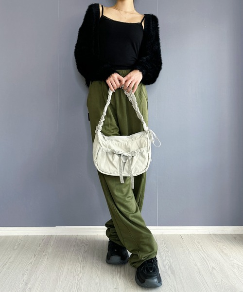 Silly(シリー)の「2wayリボンドロストバッグ(ハンドバッグ・レディース・アイボリー/ブラック/ライトブルー/グレー/シルバー・FREE)」の4枚目の写真