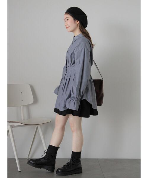 ehka sopo（エヘカソポ）の「ウエストタックロングシャツ（シャツ/ブラウス・レディース・オフホワイト/ネイビー/サックスブルー・F）」の13枚目の写真