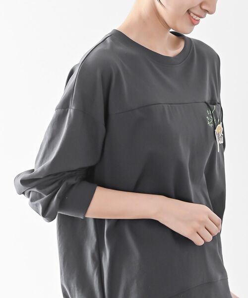 ブラブラ動物刺繍裾ドロストプルオーバー（Tシャツ/カットソー