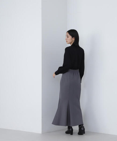 NATURAL BEAUTY BASIC(ナチュラルビューティーベーシック)の「フリルカラーナローボウタイブラウス(シャツ/ブラウス・レディース・オフホワイト/ダークグリーン/ブラック・MEDIUM/SMALL)」の10枚目の写真