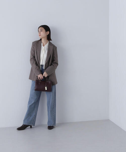 NATURAL BEAUTY BASIC(ナチュラルビューティーベーシック)の「フリルカラーナローボウタイブラウス(シャツ/ブラウス・レディース・オフホワイト/ダークグリーン/ブラック・MEDIUM/SMALL)」の14枚目の写真