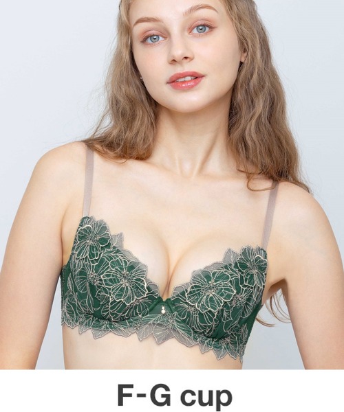 深い谷間･デコルテふっくらのグラマリッチブラ ボリュームUPタイプ F-Gcup（ブラジャー）｜AMPHI（アンフィ）