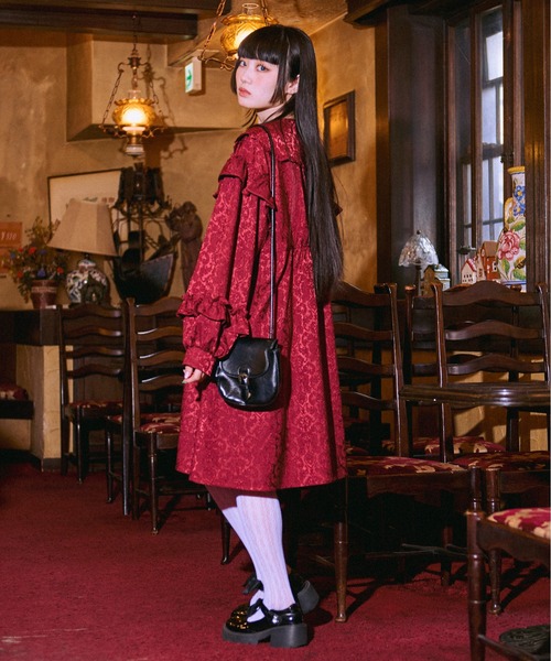 kutir(クティール)の「【クティールとレトロ】フリル襟ジャガードミニワンピース(ワンピース・レディース・ボルドー/ネイビー/モカ・FREE)」の22枚目の写真