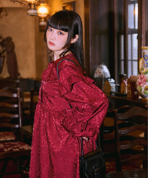 kutir(クティール)の「【クティールとレトロ】フリル襟ジャガードミニワンピース(ワンピース・レディース・ボルドー/ネイビー/モカ・FREE)」の17枚目の写真