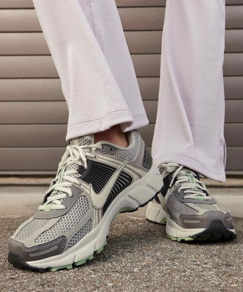 セール】ナイキ ズーム ボメロ 5 ウィメンズシューズ / Nike